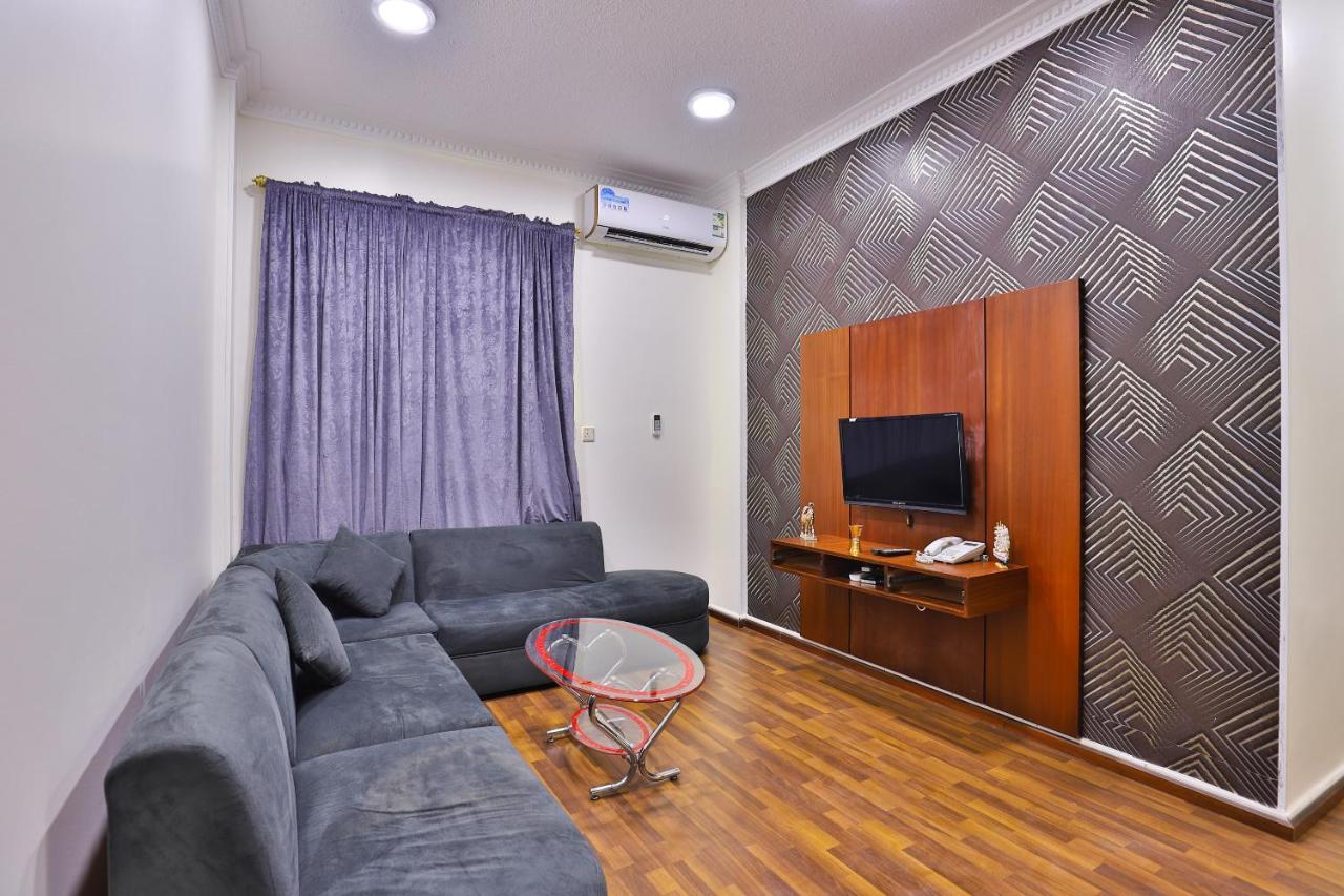 Oyo 288 Diafati Residential Units Nadinah Exterior foto