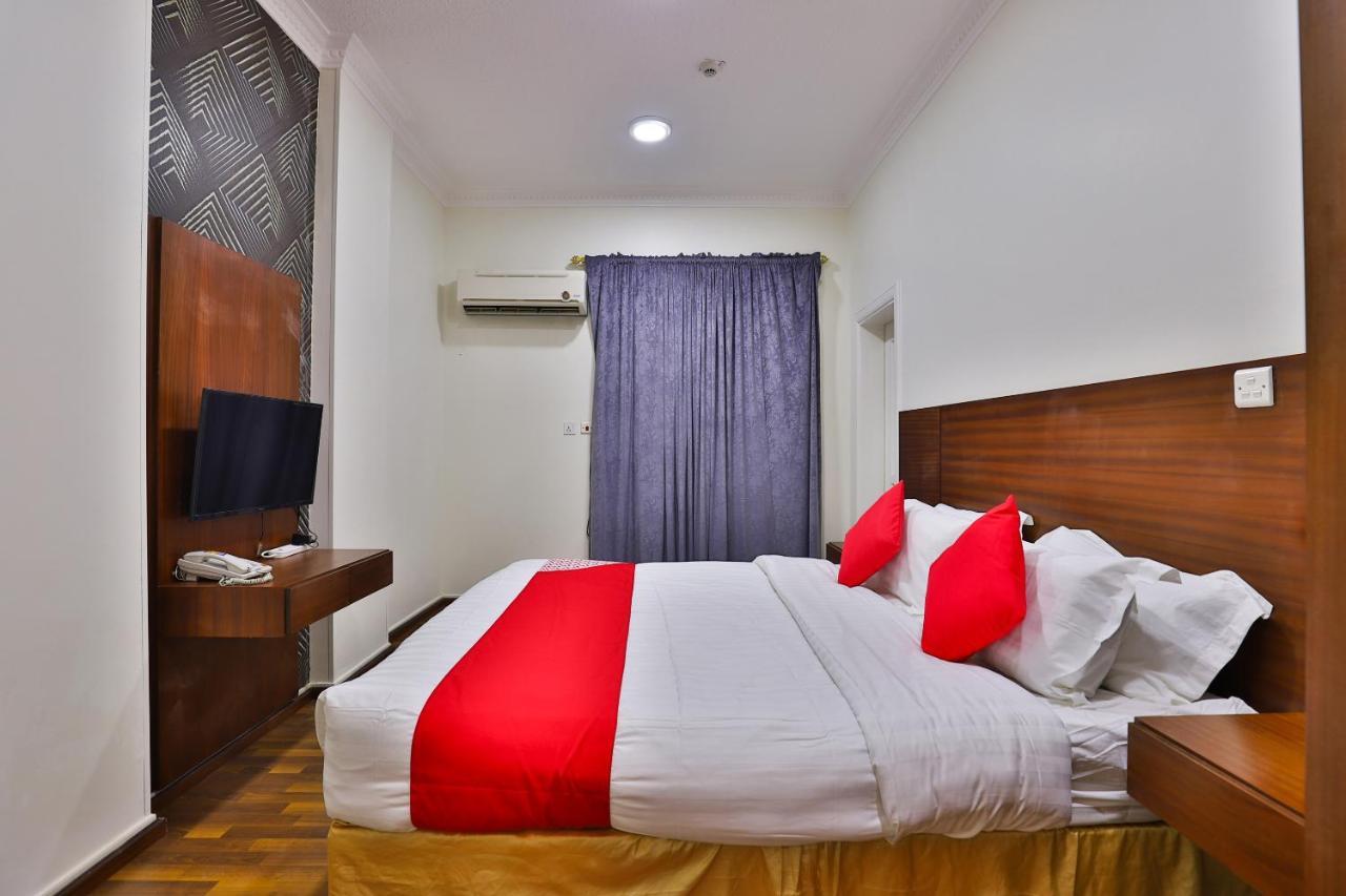 Oyo 288 Diafati Residential Units Nadinah Exterior foto